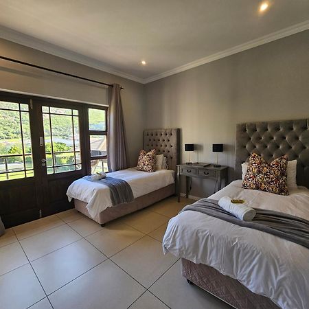 Seventeen Whale Rock Gardens With Back Up Power For Loadshedding Plettenberg Bay Exterior foto